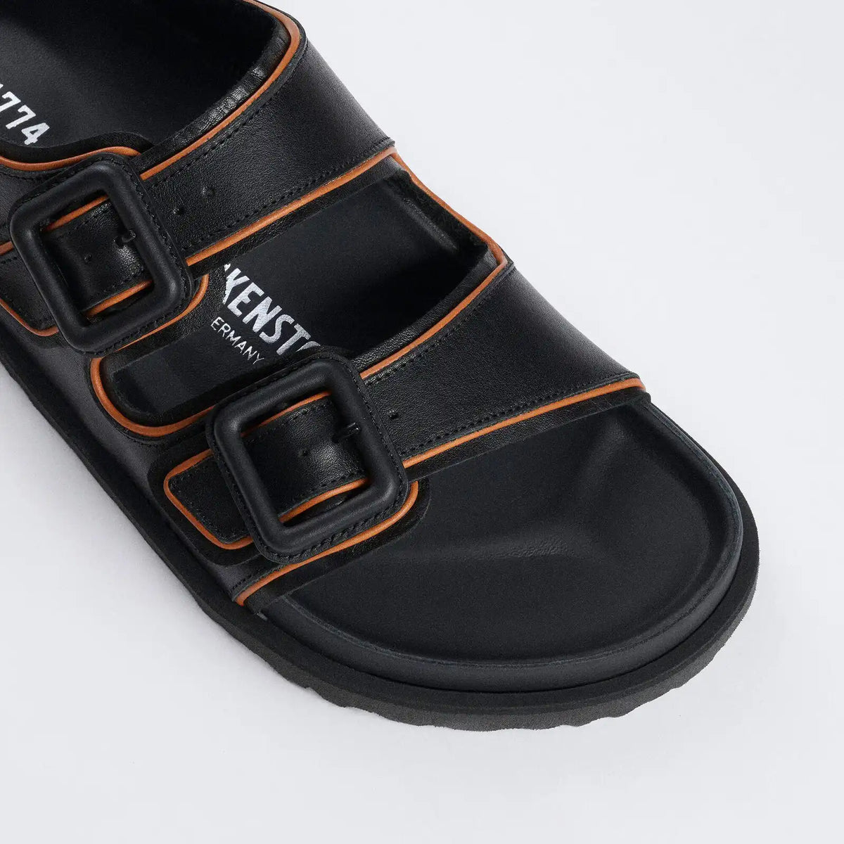 1774 Milano Leather Natural Leather Black
