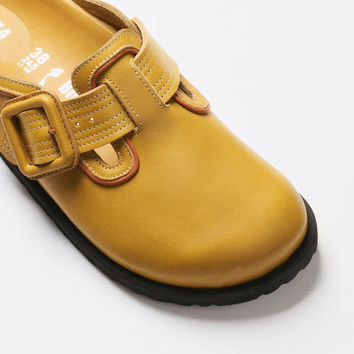 1774 Boston Leather Natural Leather Mustard Brown
