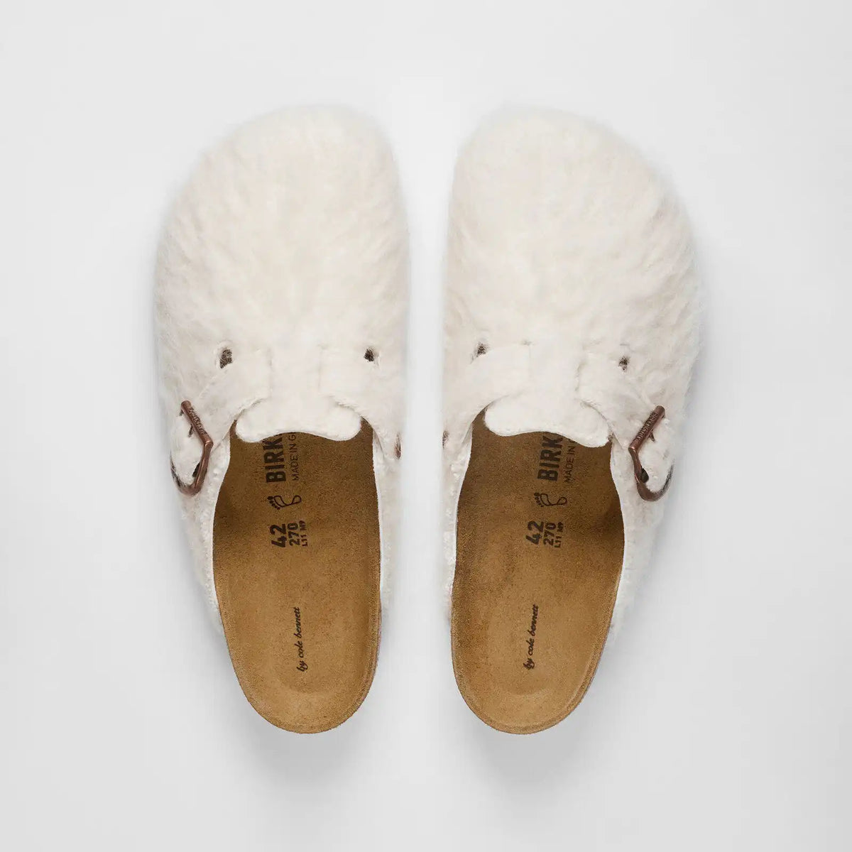 Boston Wooly Moon Buckle Wool Off White