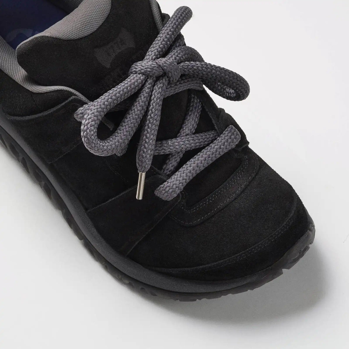 1774 Goerlitz Suede Suede Leather Black